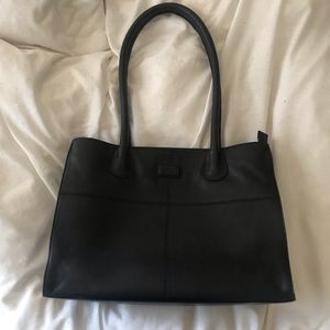 Osprey leather purse